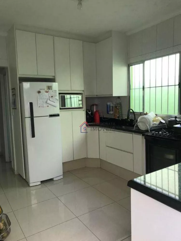 Casa à venda com 3 quartos, 160m² - Foto 11