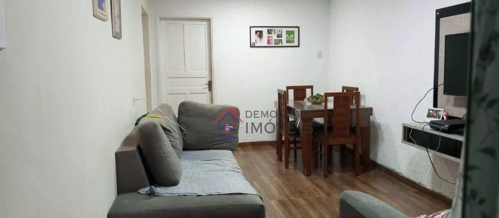 Casa à venda com 3 quartos, 160m² - Foto 1