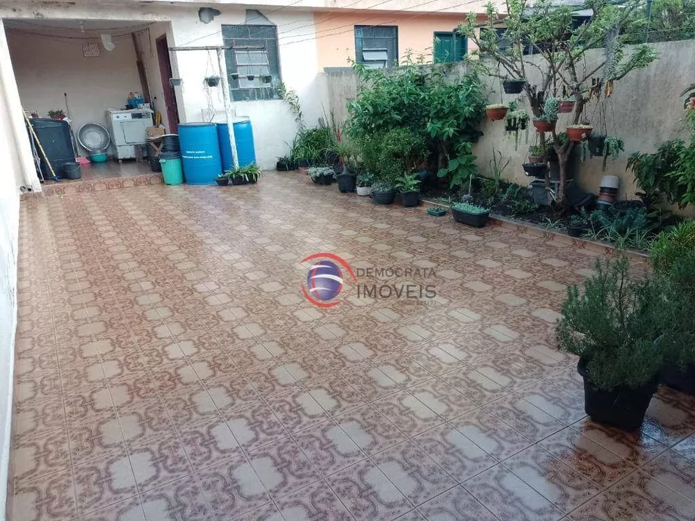 Sobrado à venda com 2 quartos, 98m² - Foto 15