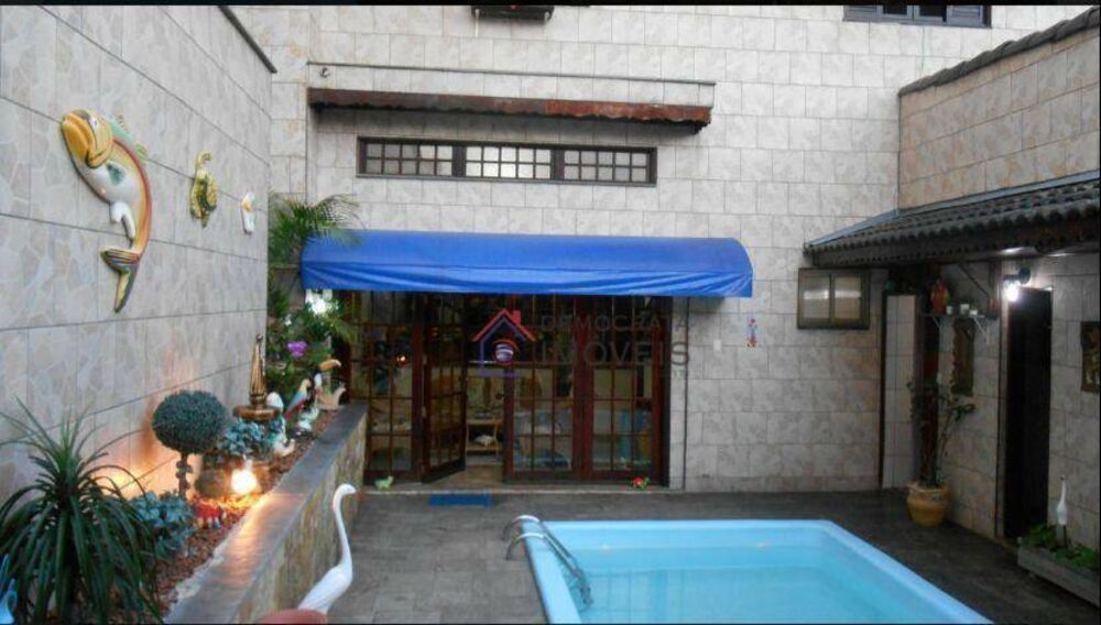 Sobrado, 4 quartos, 234 m² - Foto 1