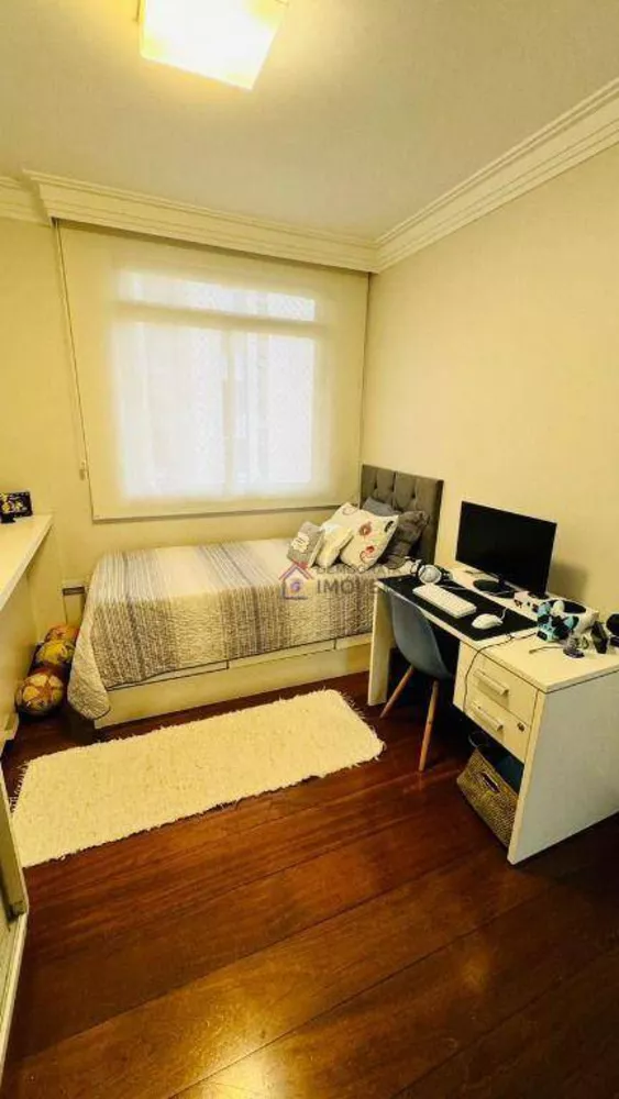 Apartamento à venda com 3 quartos, 158m² - Foto 17