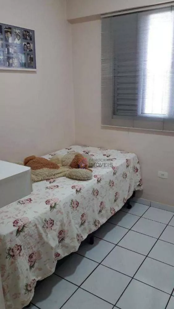 Casa à venda com 3 quartos, 198m² - Foto 13