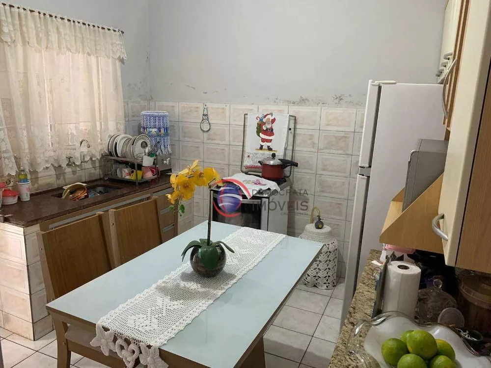 Casa à venda com 3 quartos, 100m² - Foto 14