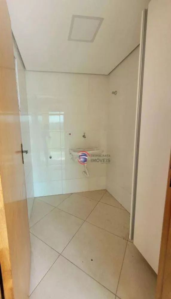 Sobrado à venda com 2 quartos, 120m² - Foto 15