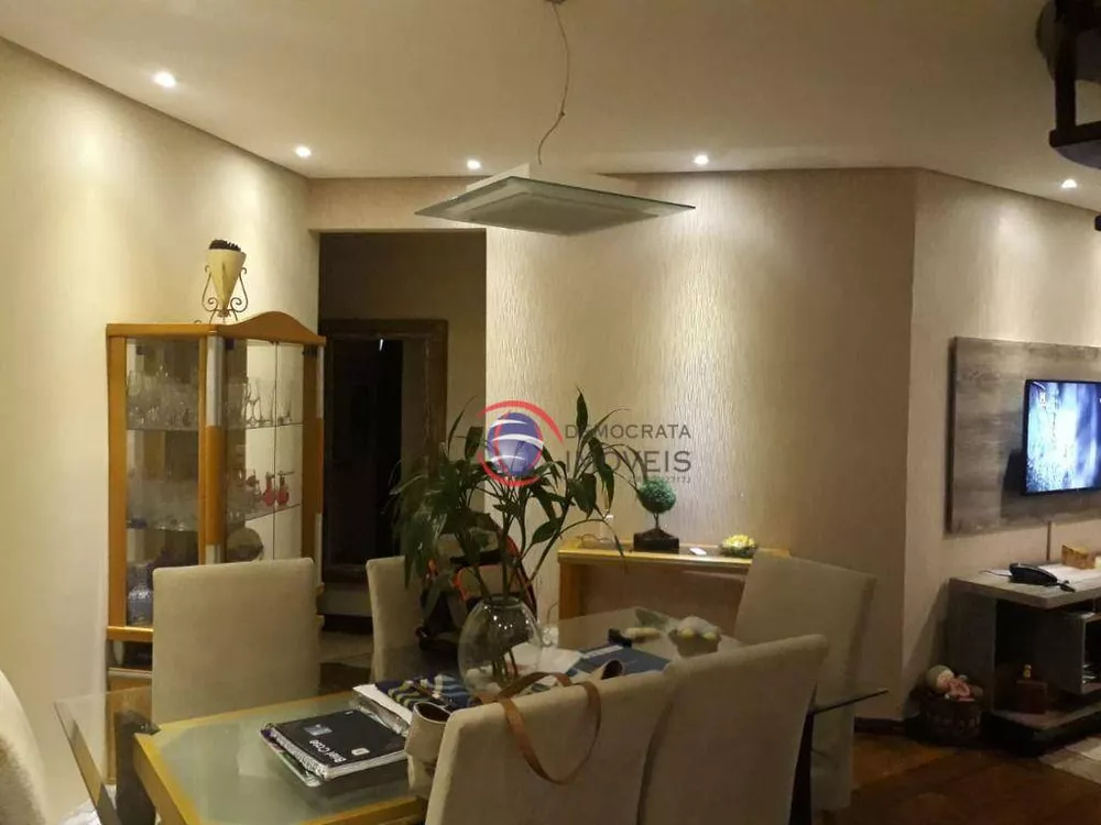 Apartamento à venda com 3 quartos, 200m² - Foto 10