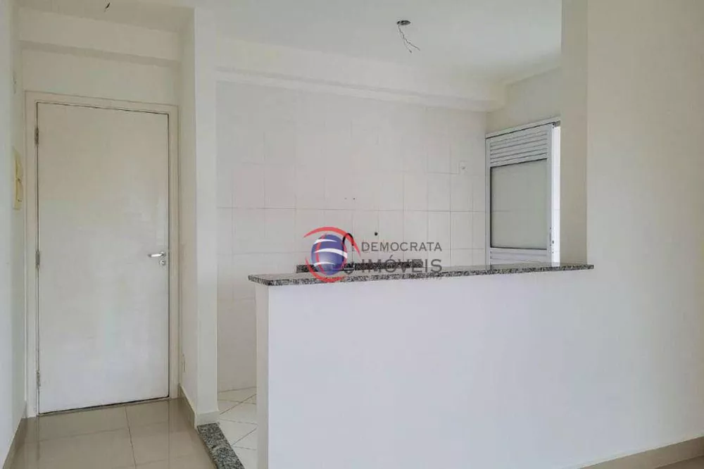 Apartamento para alugar com 3 quartos, 83m² - Foto 9