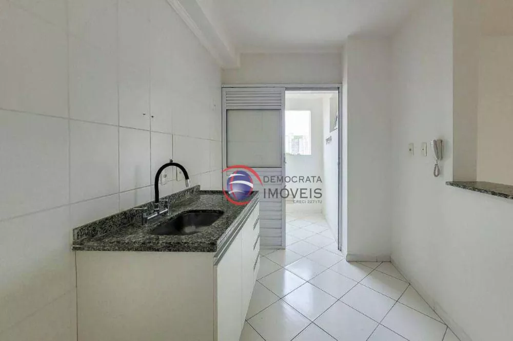 Apartamento para alugar com 3 quartos, 83m² - Foto 14