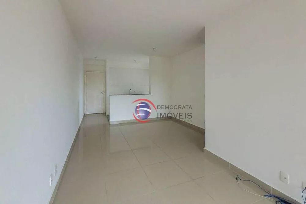 Apartamento para alugar com 3 quartos, 83m² - Foto 11