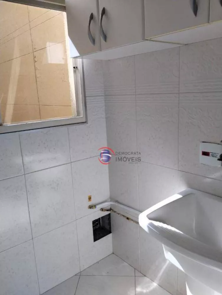 Apartamento à venda com 2 quartos, 55m² - Foto 23