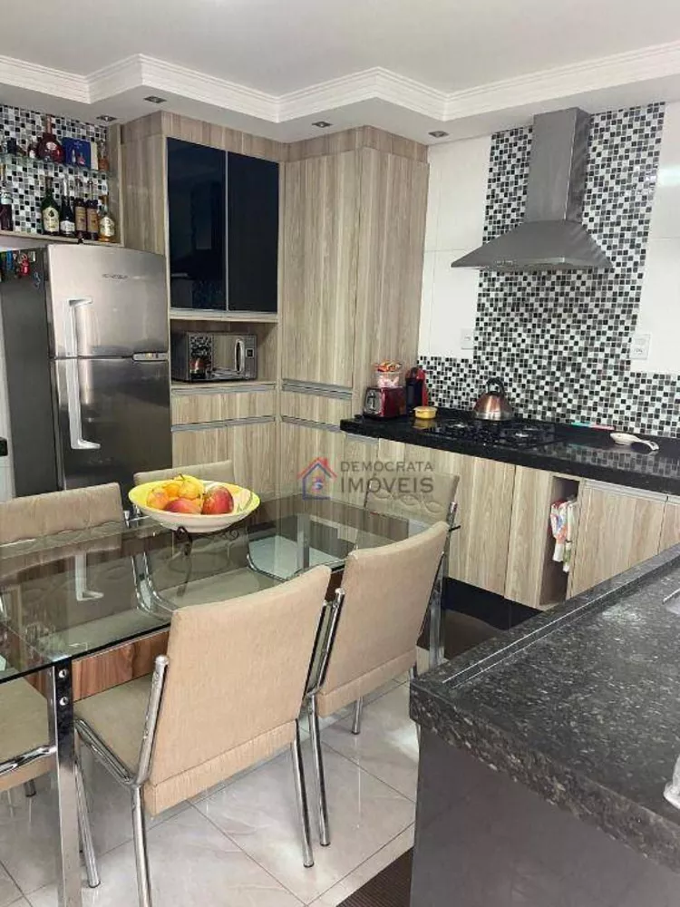 Sobrado, 2 quartos, 200 m² - Foto 12