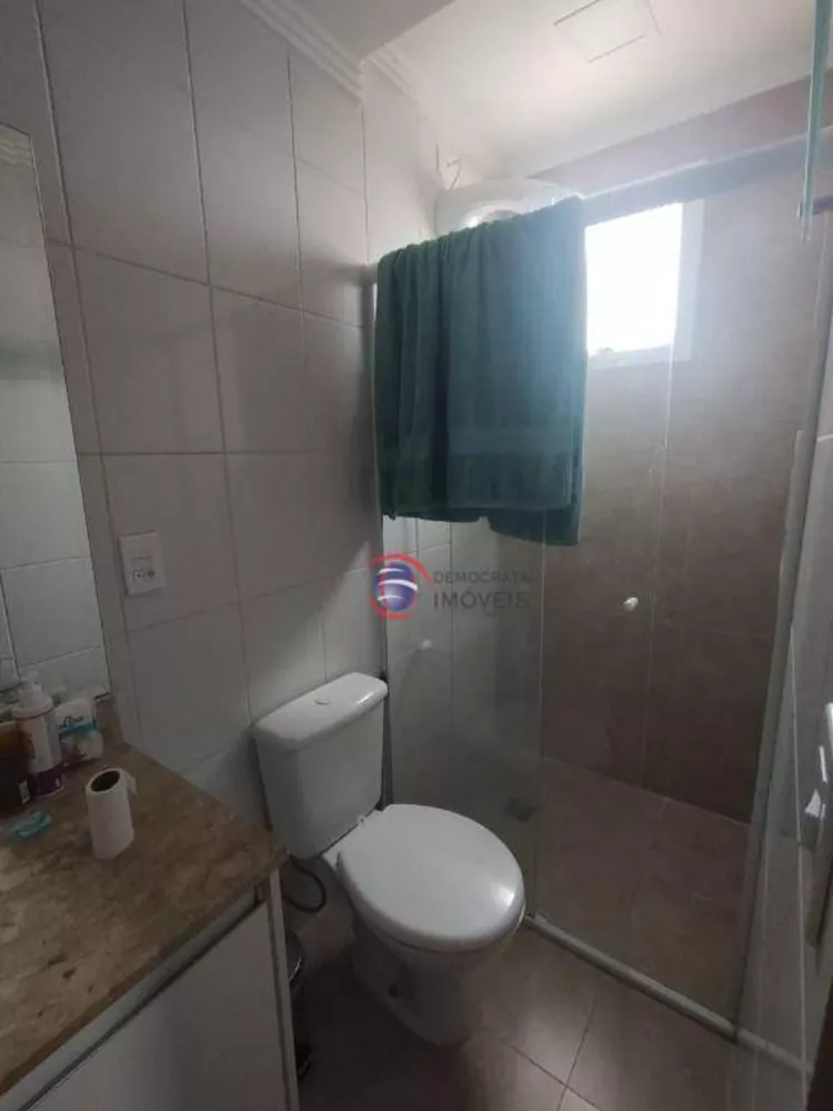 Apartamento à venda com 3 quartos, 96m² - Foto 11