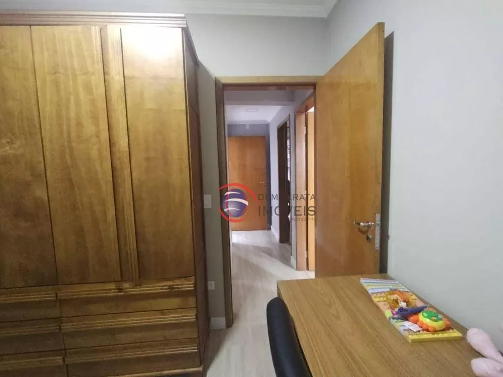 Apartamento à venda com 3 quartos, 96m² - Foto 7