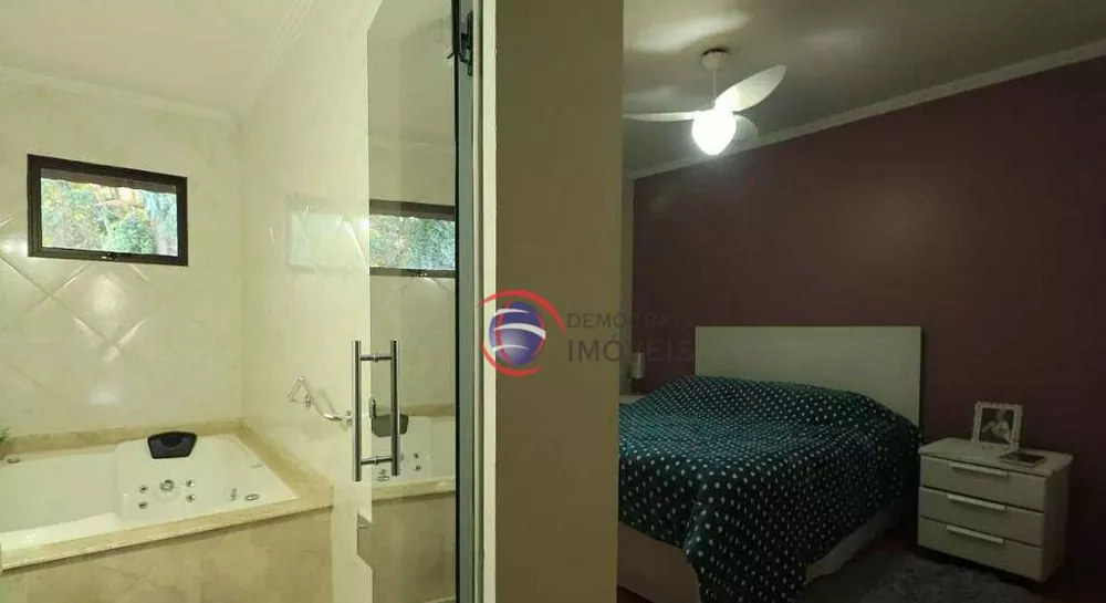 Casa de Condomínio à venda com 3 quartos, 250m² - Foto 12