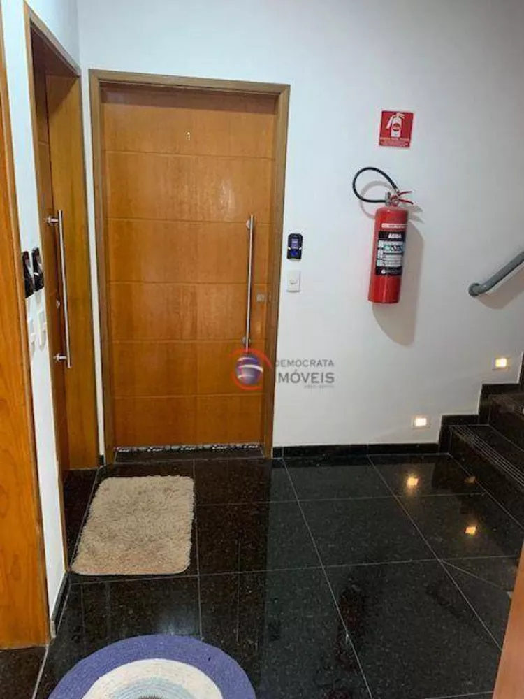 Apartamento à venda com 1 quarto, 63m² - Foto 14