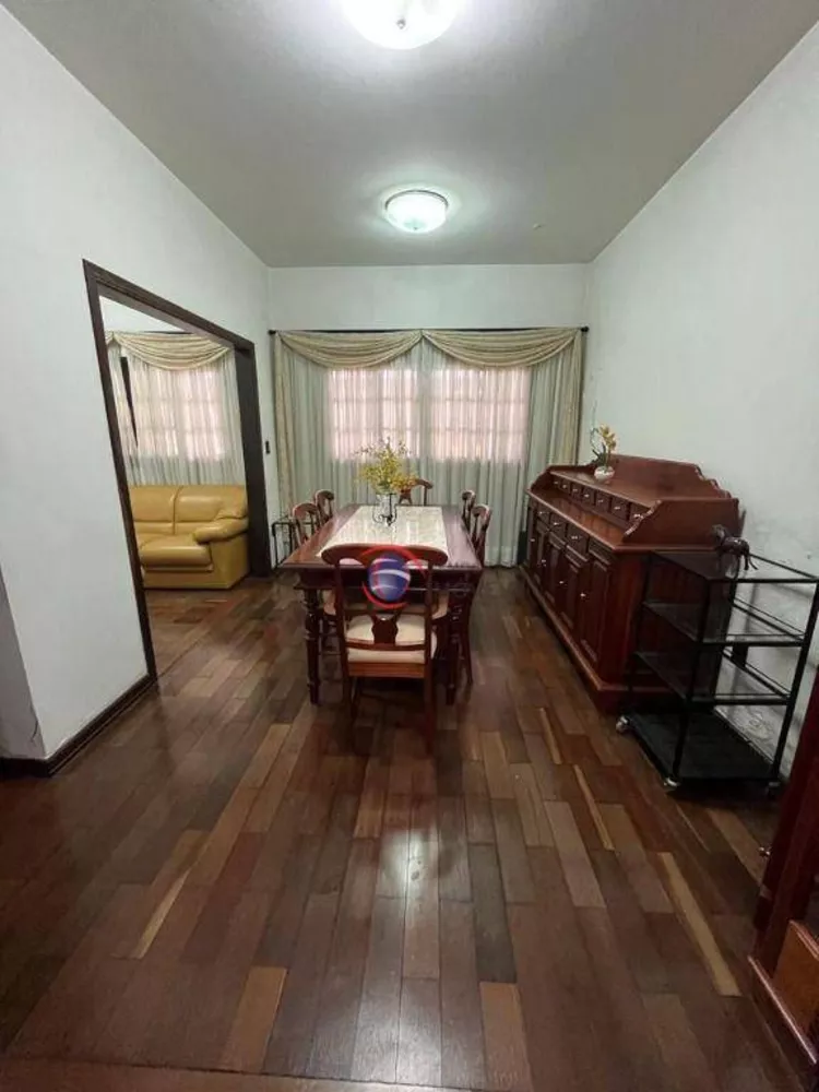 Sobrado à venda com 2 quartos, 162m² - Foto 1