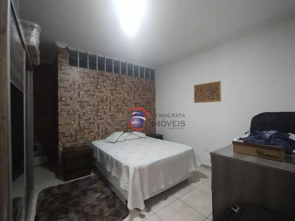 Sobrado à venda com 3 quartos, 167m² - Foto 4