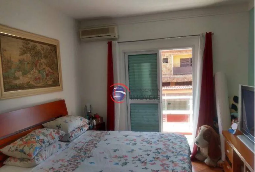 Sobrado à venda com 3 quartos, 162m² - Foto 4