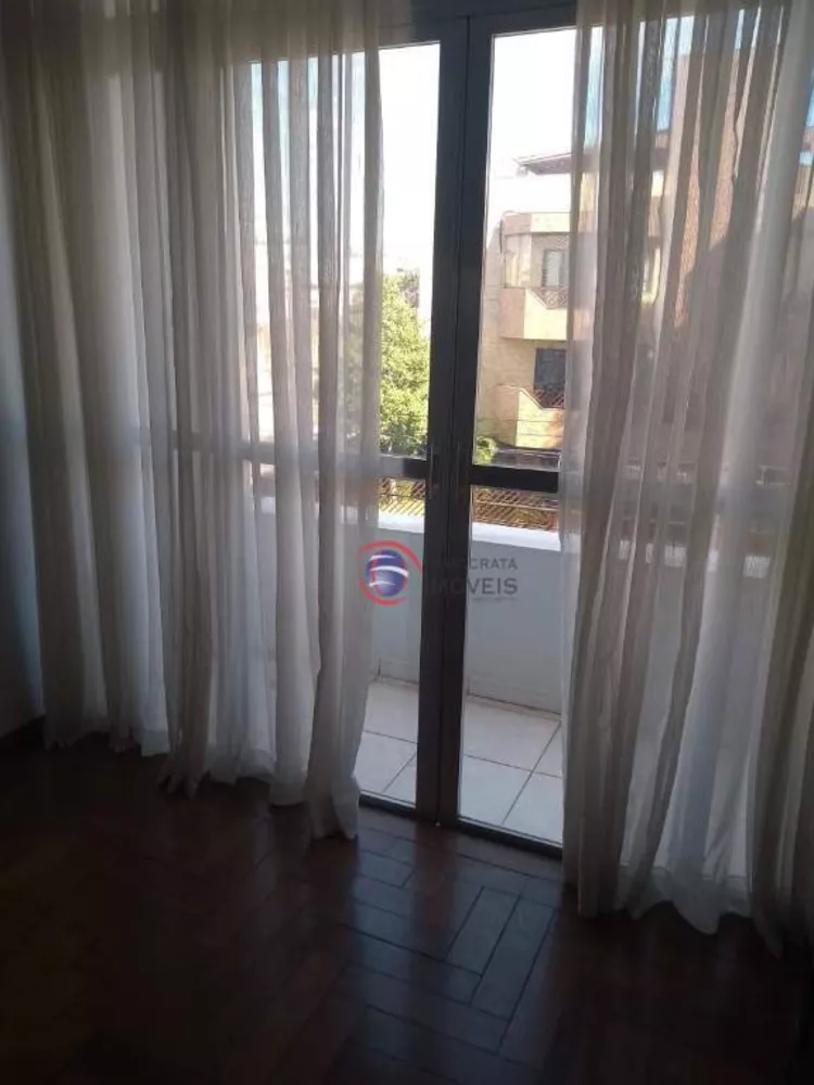 Apartamento à venda com 3 quartos, 117m² - Foto 3