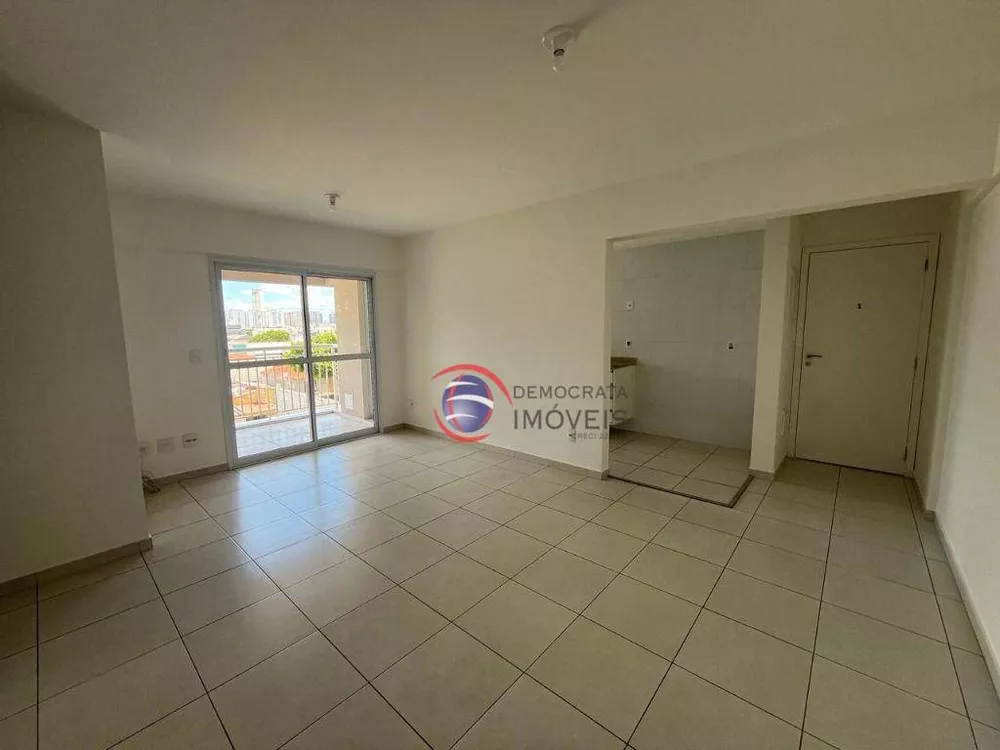 Apartamento à venda com 3 quartos, 85m² - Foto 1