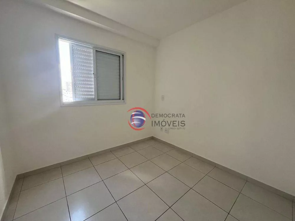 Apartamento à venda com 3 quartos, 85m² - Foto 3