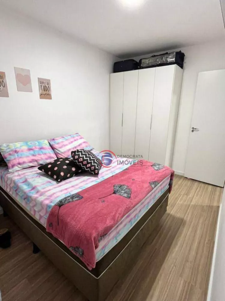 Apartamento à venda com 2 quartos, 39m² - Foto 2