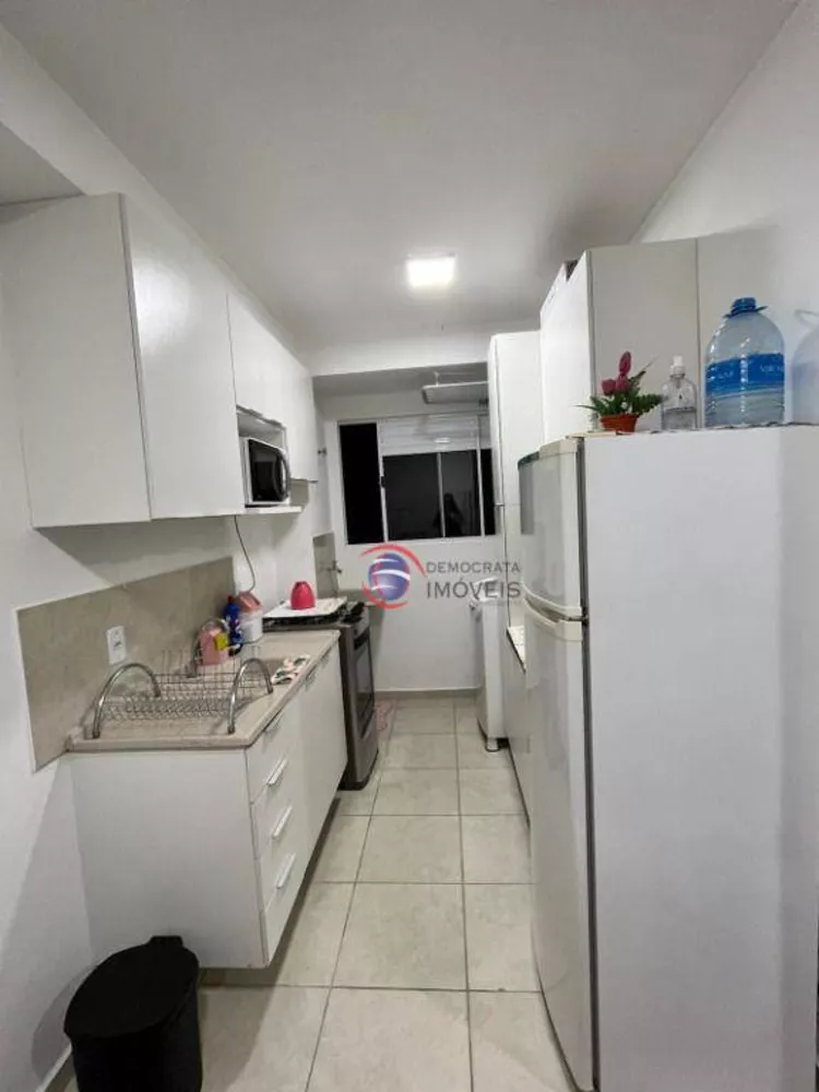 Apartamento à venda com 2 quartos, 39m² - Foto 12