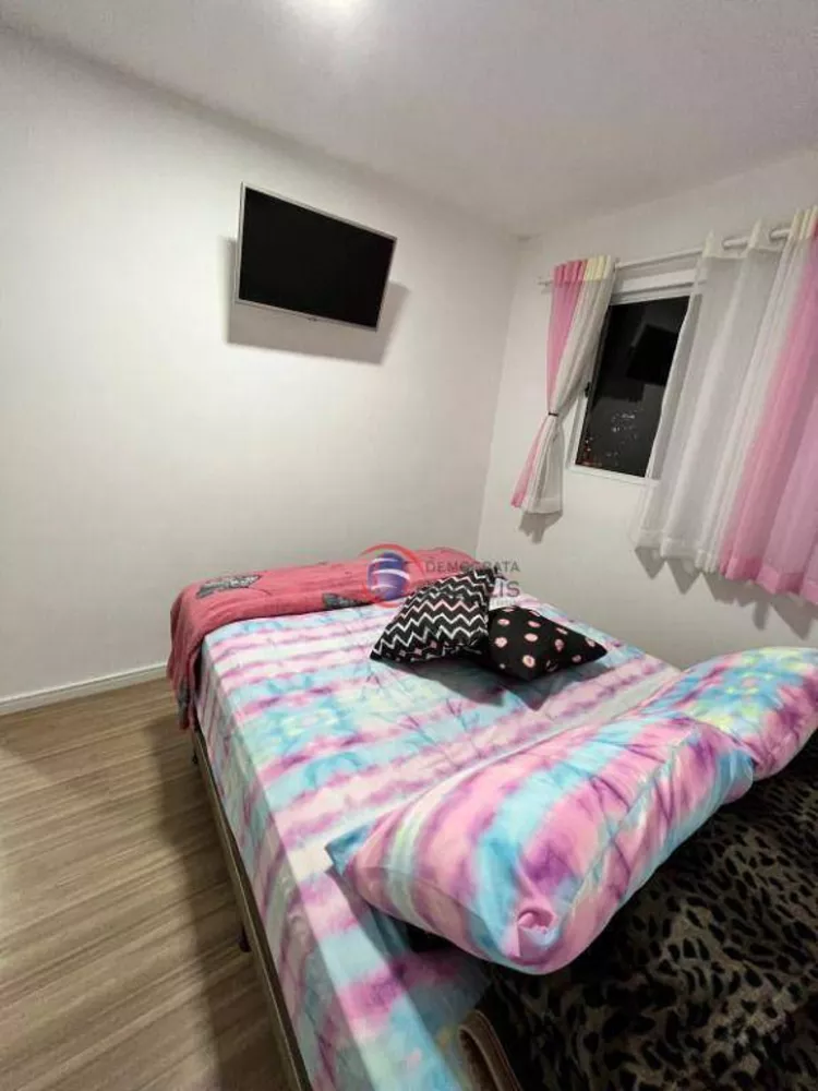 Apartamento à venda com 2 quartos, 39m² - Foto 4