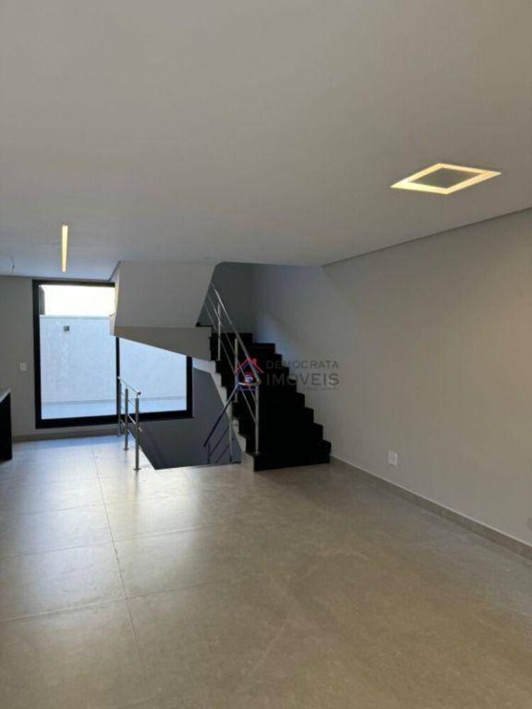 Sobrado, 3 quartos, 260 m² - Foto 2