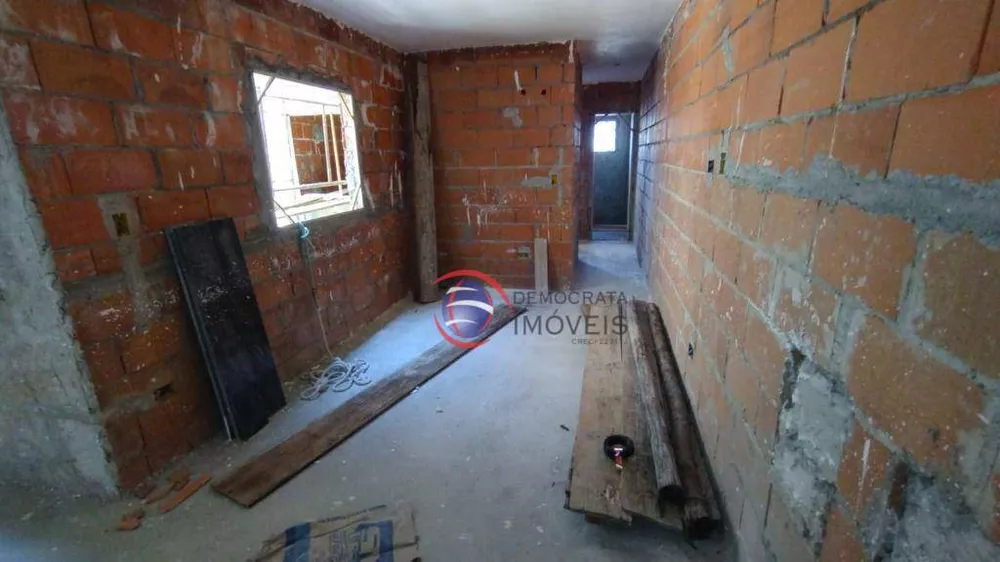 Cobertura à venda com 2 quartos, 72m² - Foto 2