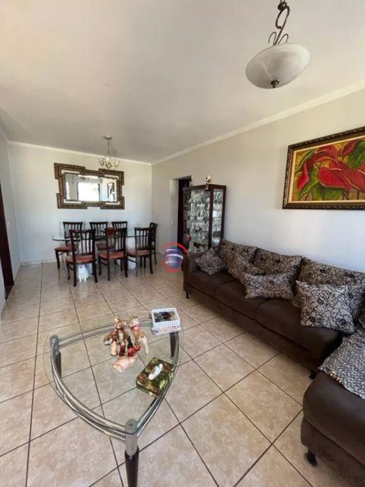 Apartamento à venda com 3 quartos, 133m² - Foto 17