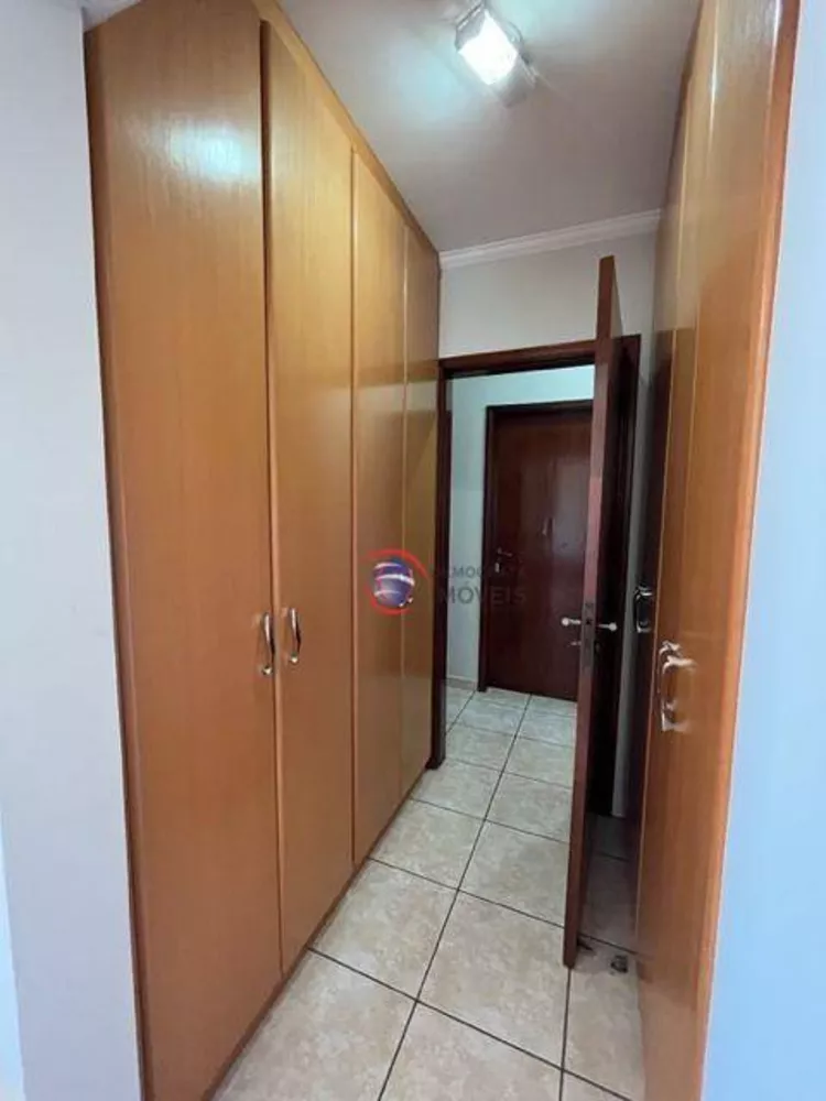 Apartamento à venda com 3 quartos, 133m² - Foto 3