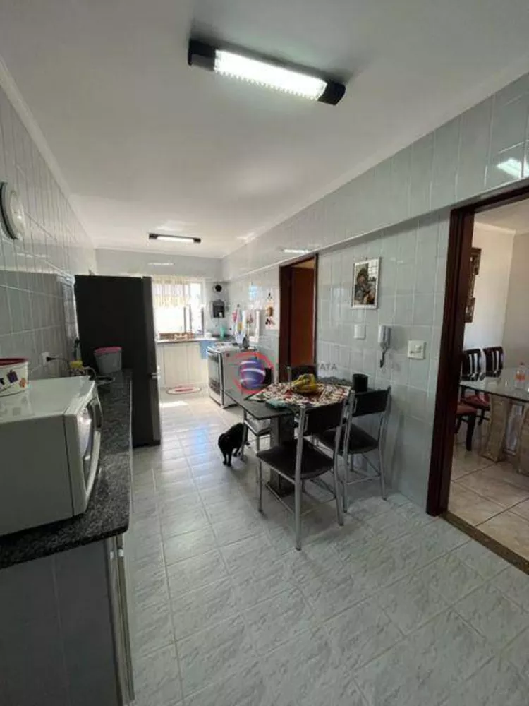 Apartamento à venda com 3 quartos, 133m² - Foto 22