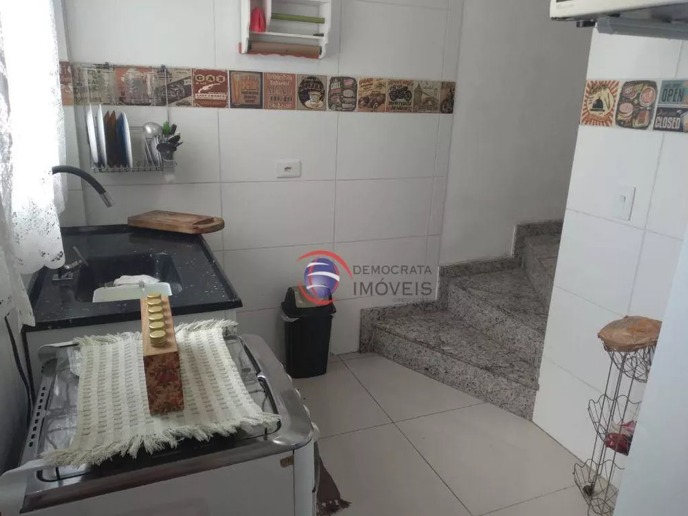 Cobertura à venda com 2 quartos, 100m² - Foto 11