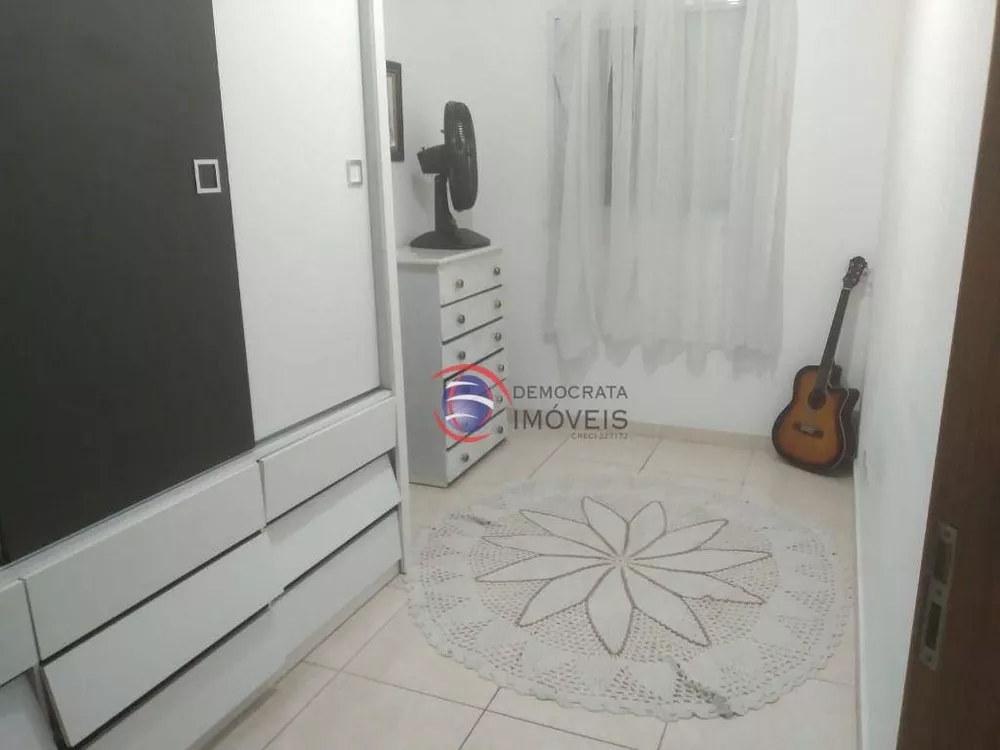 Cobertura à venda com 2 quartos, 100m² - Foto 4