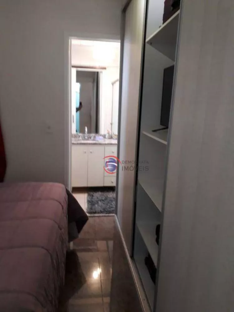 Apartamento à venda com 2 quartos, 65m² - Foto 9