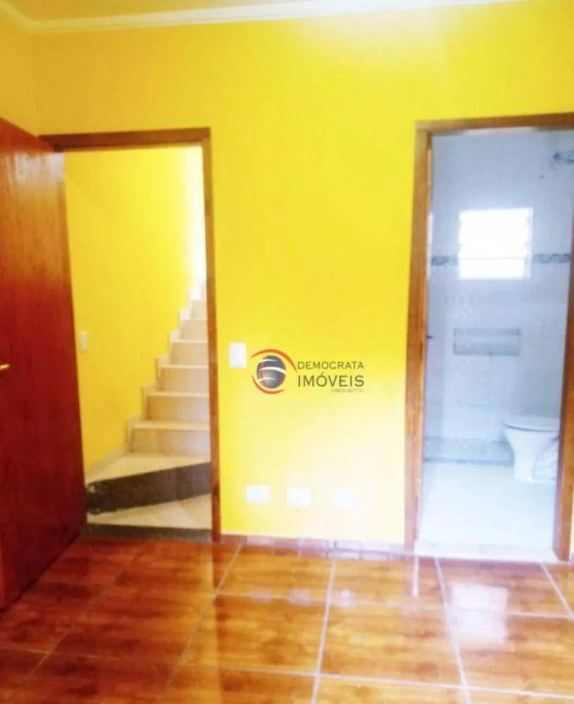 Sobrado à venda com 2 quartos, 110m² - Foto 5