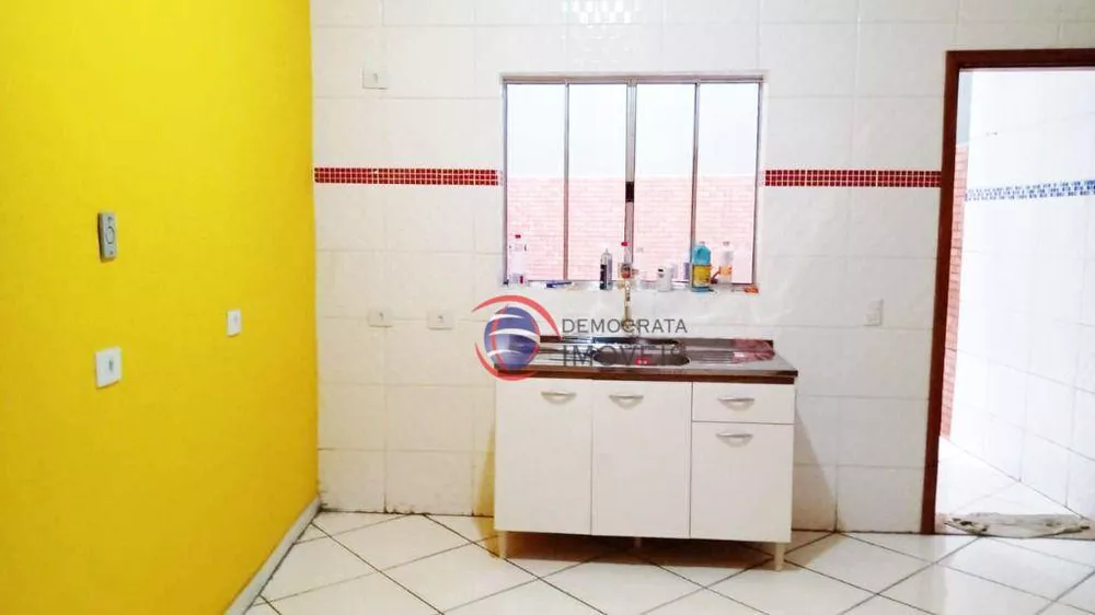 Sobrado à venda com 2 quartos, 110m² - Foto 11