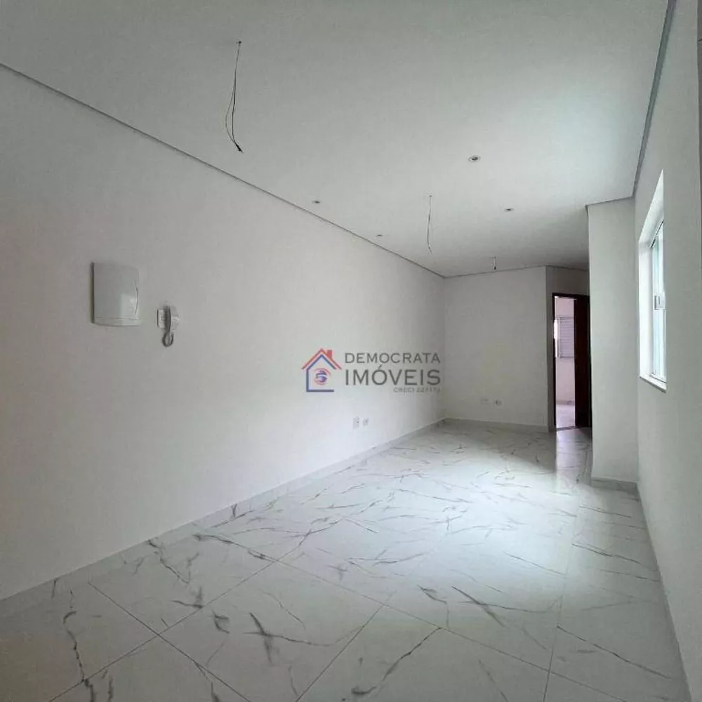 Apartamento à venda com 2 quartos, 62m² - Foto 2