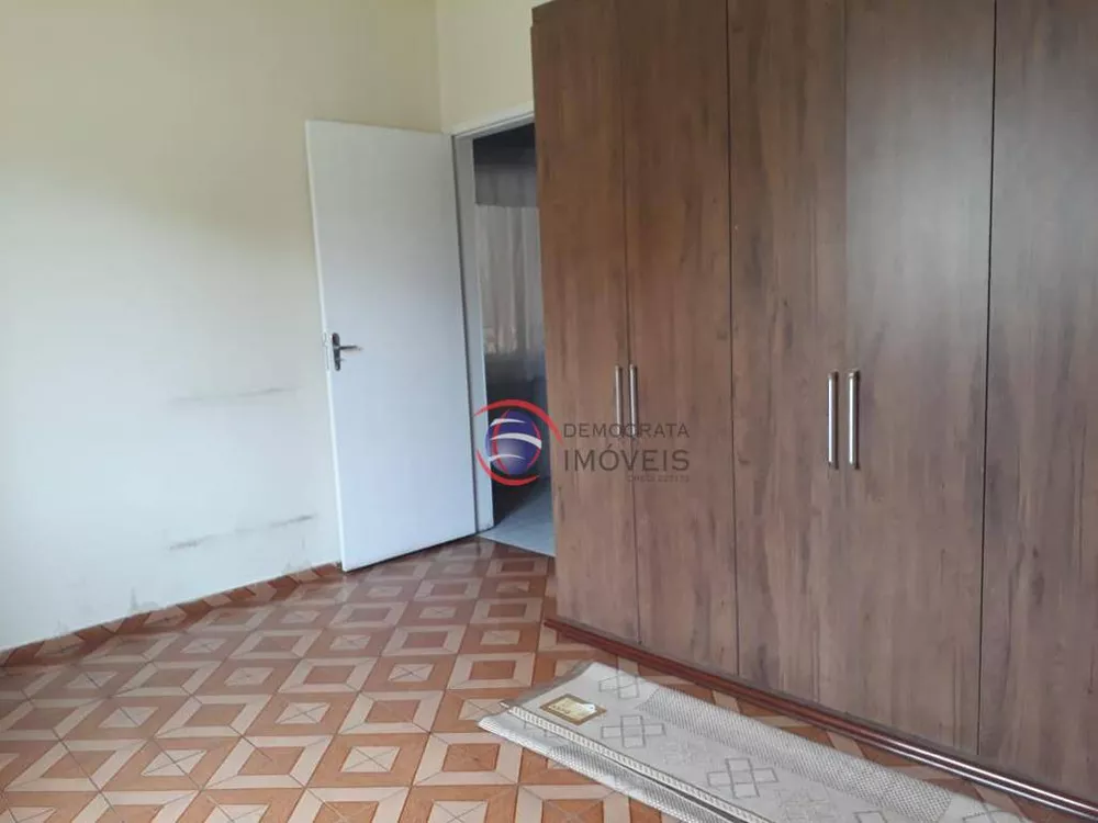 Casa à venda com 2 quartos, 135m² - Foto 4