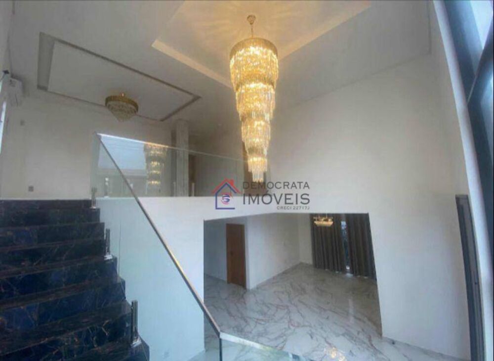 Sobrado, 4 quartos, 350 m² - Foto 1