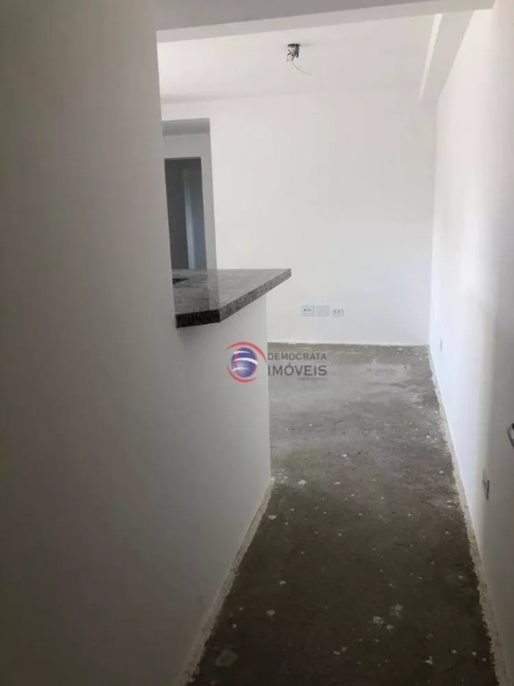 Apartamento à venda com 3 quartos, 82m² - Foto 9