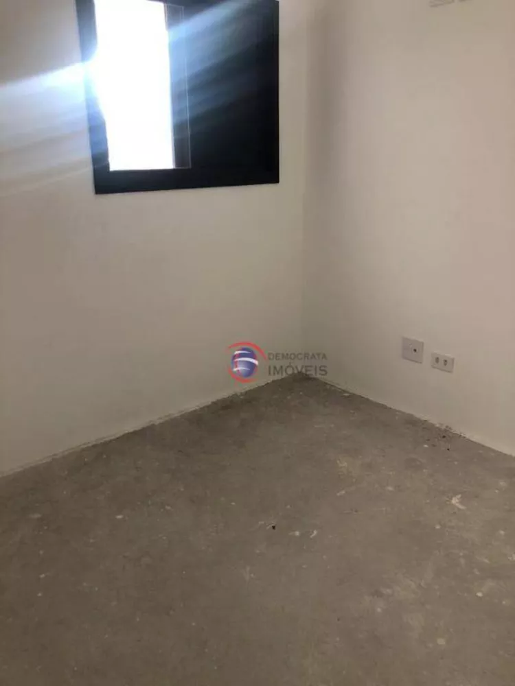 Apartamento à venda com 3 quartos, 82m² - Foto 4