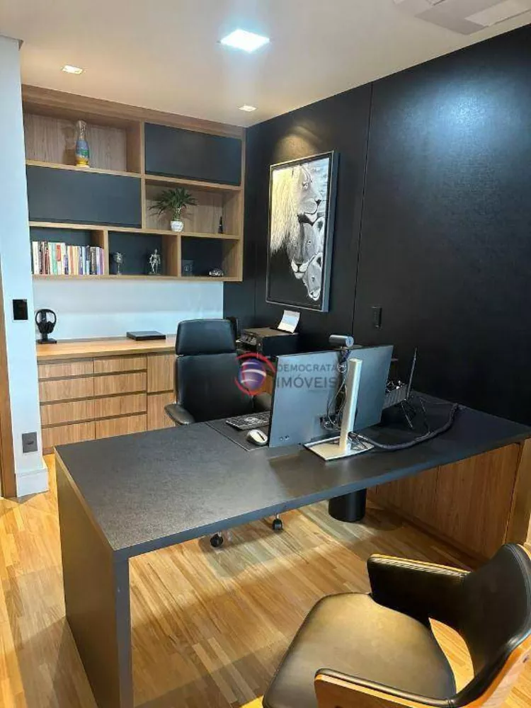 Apartamento à venda com 3 quartos, 200m² - Foto 6