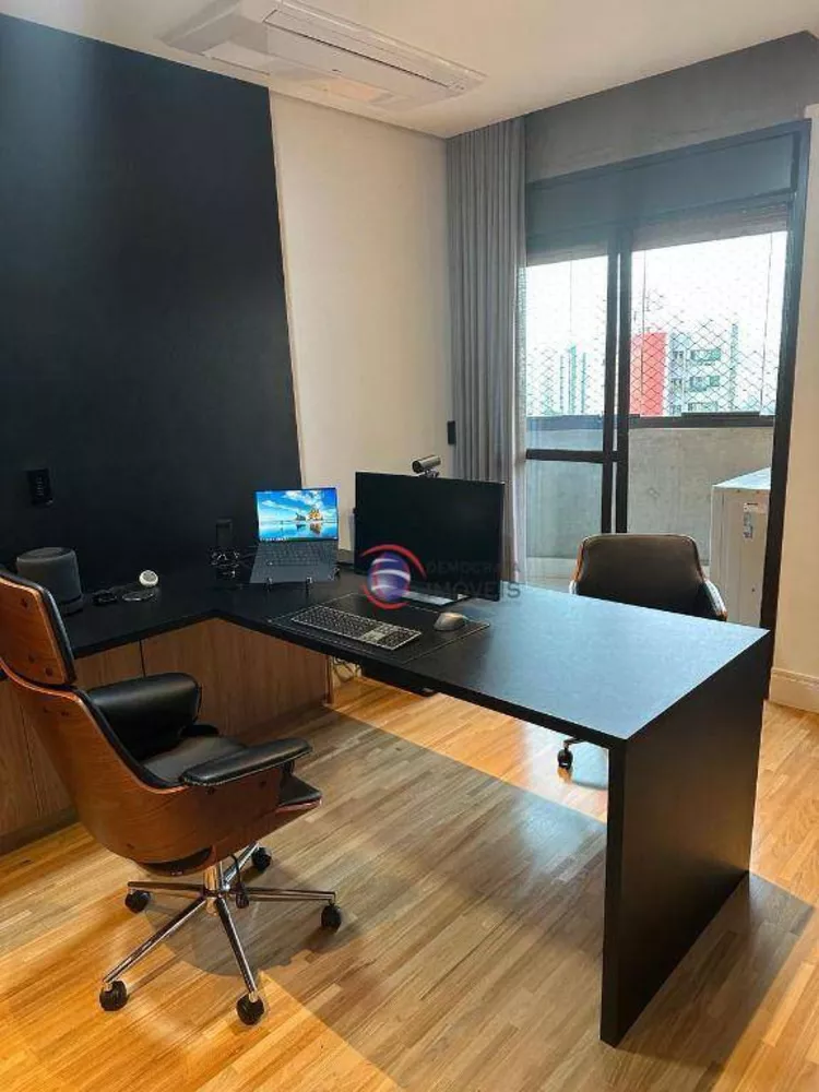 Apartamento à venda com 3 quartos, 200m² - Foto 8