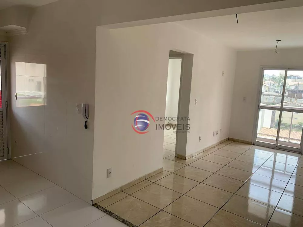 Apartamento à venda com 2 quartos, 58m² - Foto 1