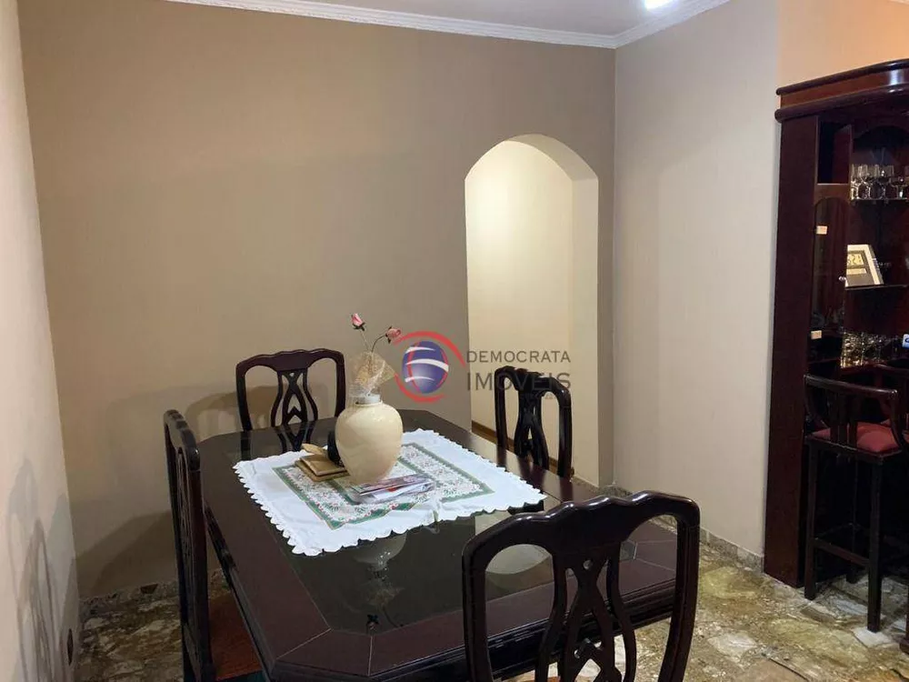 Apartamento à venda com 3 quartos, 94m² - Foto 5