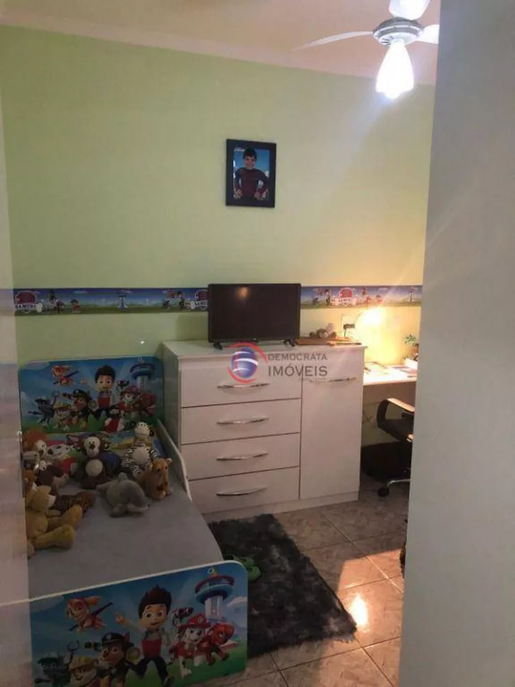 Apartamento à venda com 3 quartos, 77m² - Foto 4