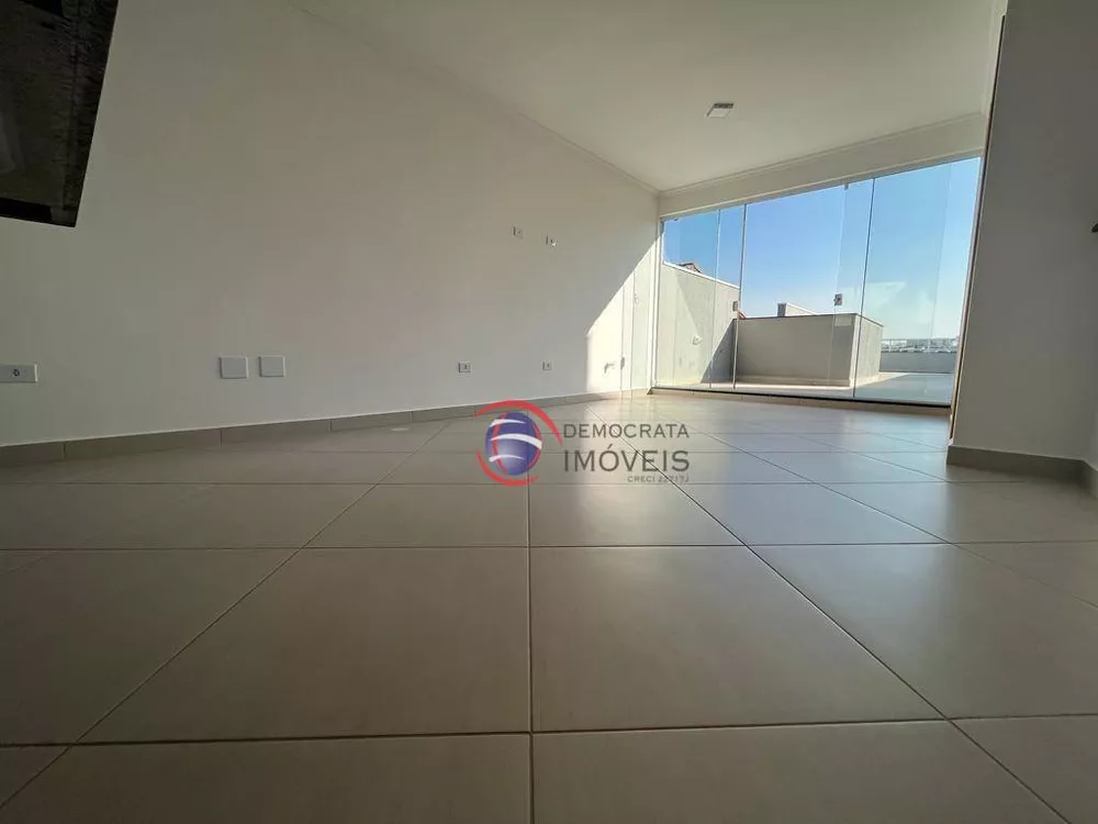 Sobrado à venda com 2 quartos, 243m² - Foto 18