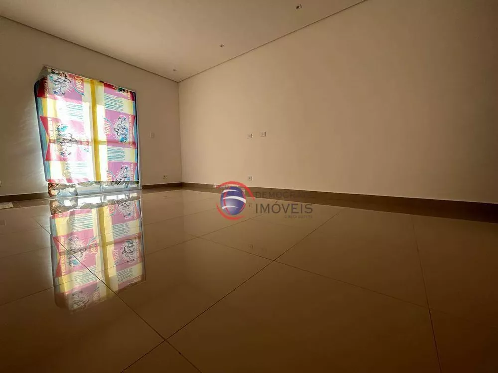 Sobrado à venda com 2 quartos, 243m² - Foto 8