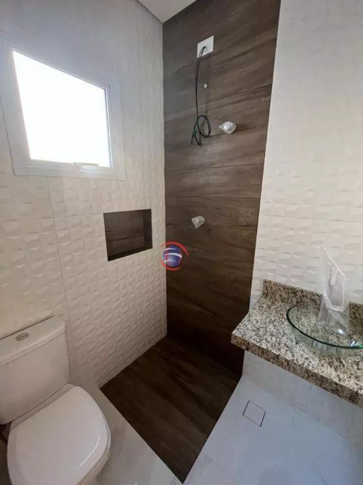 Sobrado à venda com 2 quartos, 243m² - Foto 4